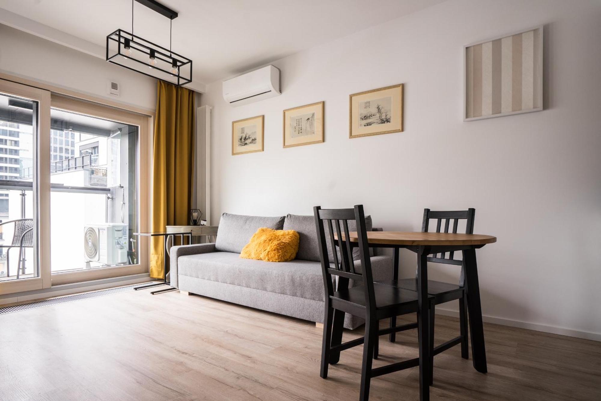 Vipwarsawapartments Cytryn Mennica Leilighet